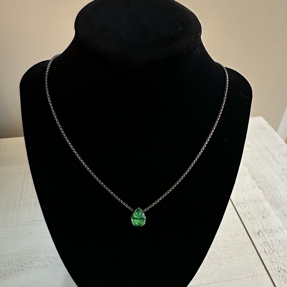 Sabika Silver Chain with Green Pendant Necklace